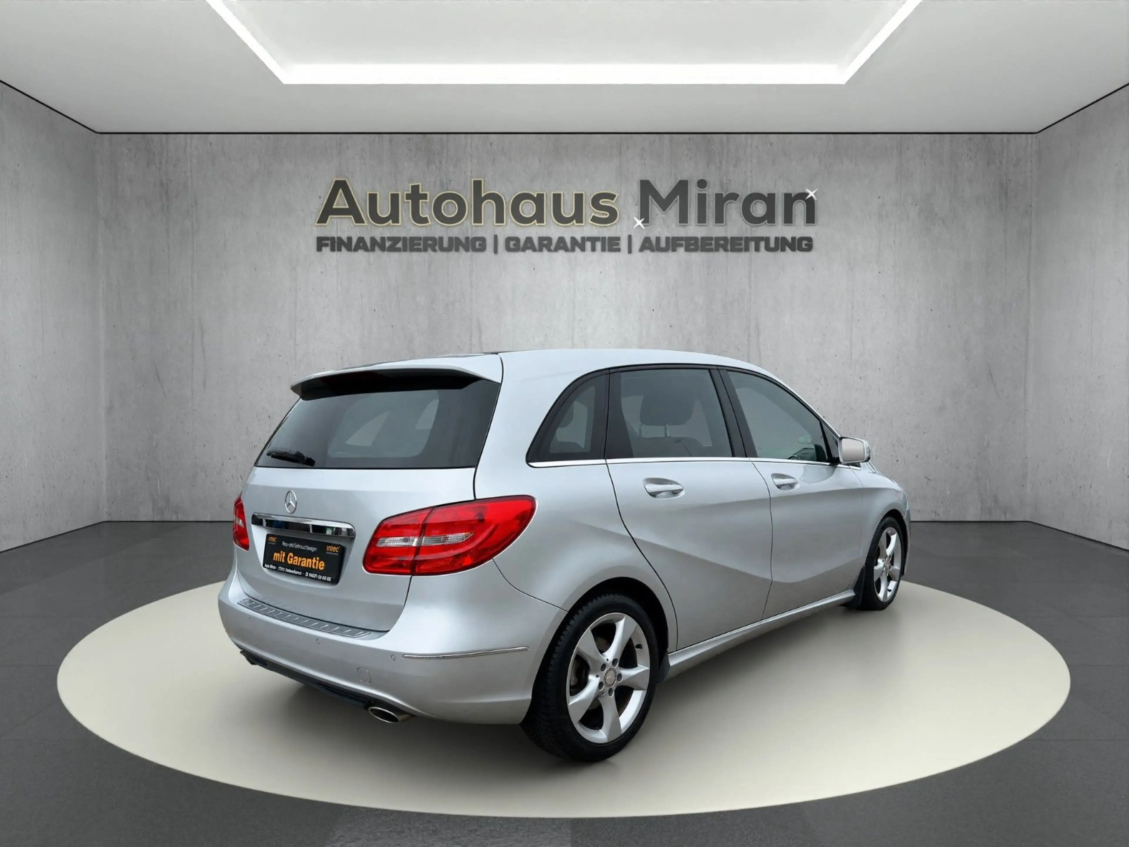 Mercedes-Benz B 180 CDI *HUNEU*PDC*TEMPOMAT* — photo 8