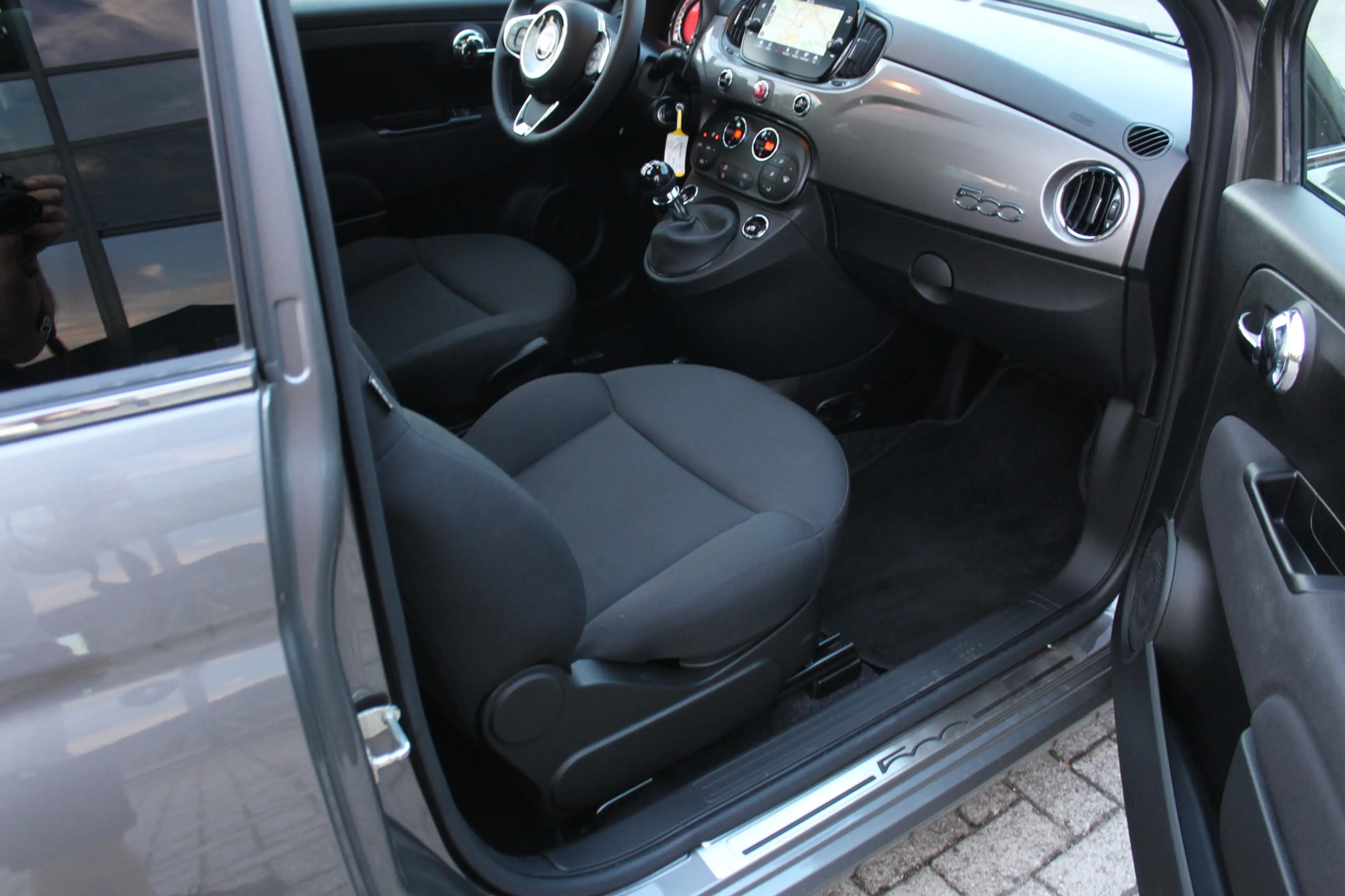 Fiat 500 1.0 Hybrid Dolcevita Pano-Clima-Cruise-Navi-Carpla — photo 14