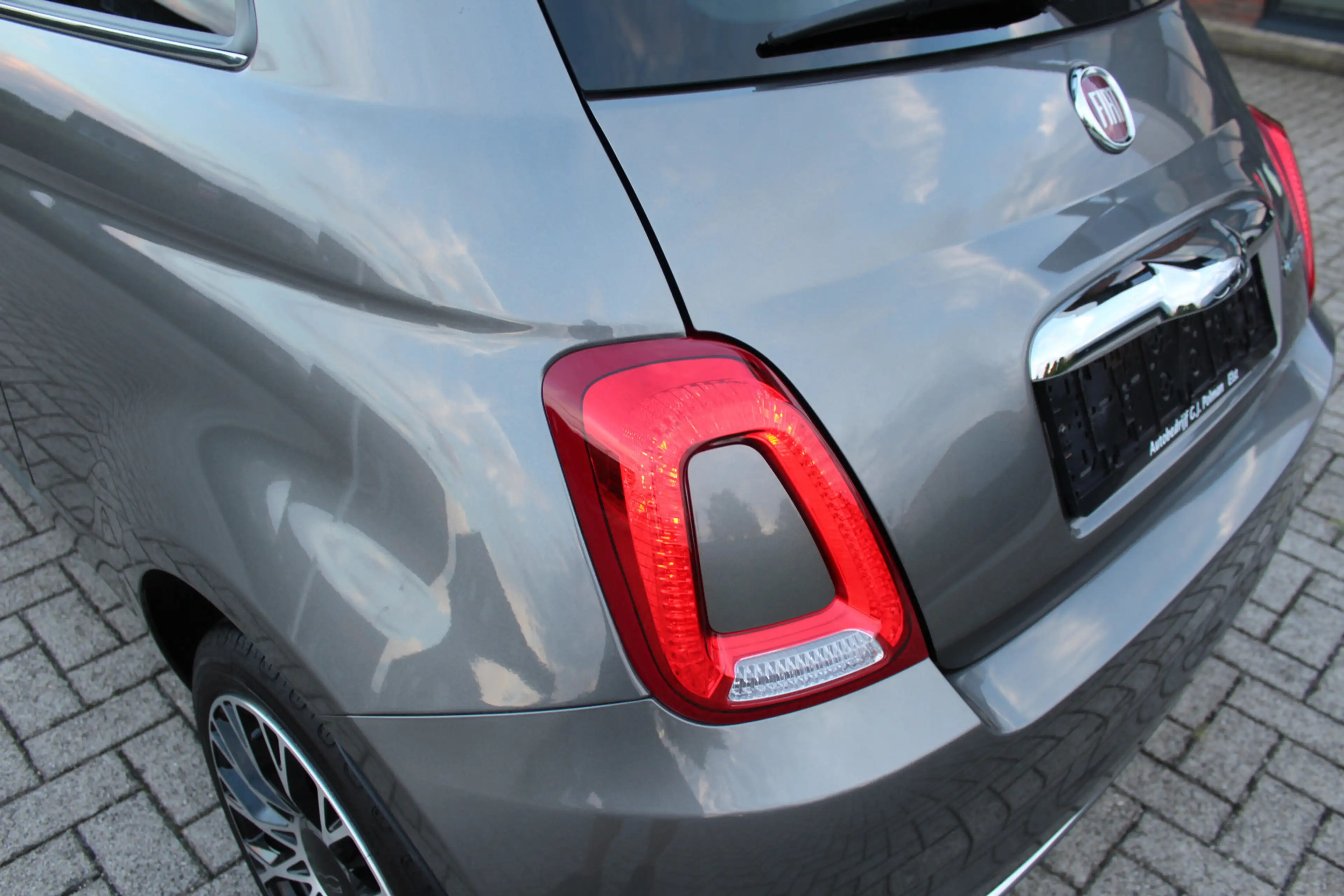 Fiat 500 1.0 Hybrid Dolcevita Pano-Clima-Cruise-Navi-Carpla — photo 11