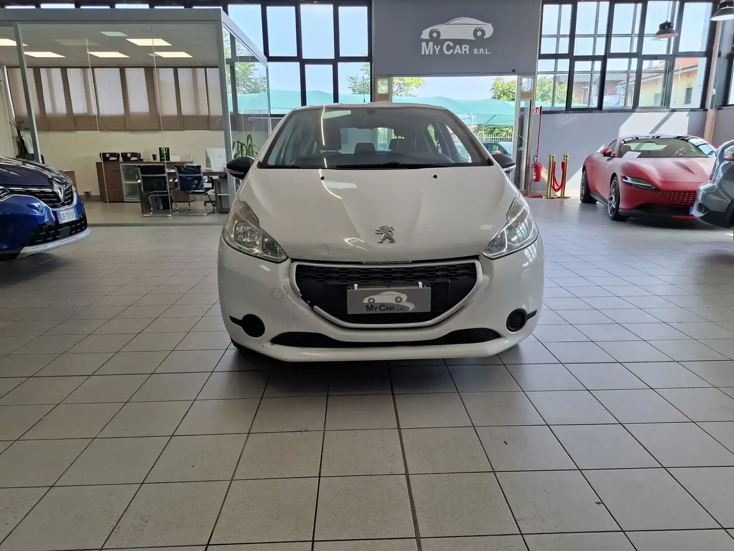 Peugeot 208 Benzina Manuale - 2