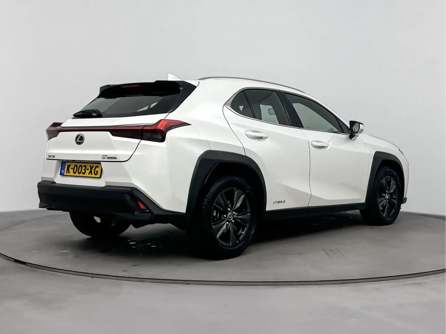 Lexus UX 250h Business Line Limited | Stuur- en stoelverwarming Weiß - 2