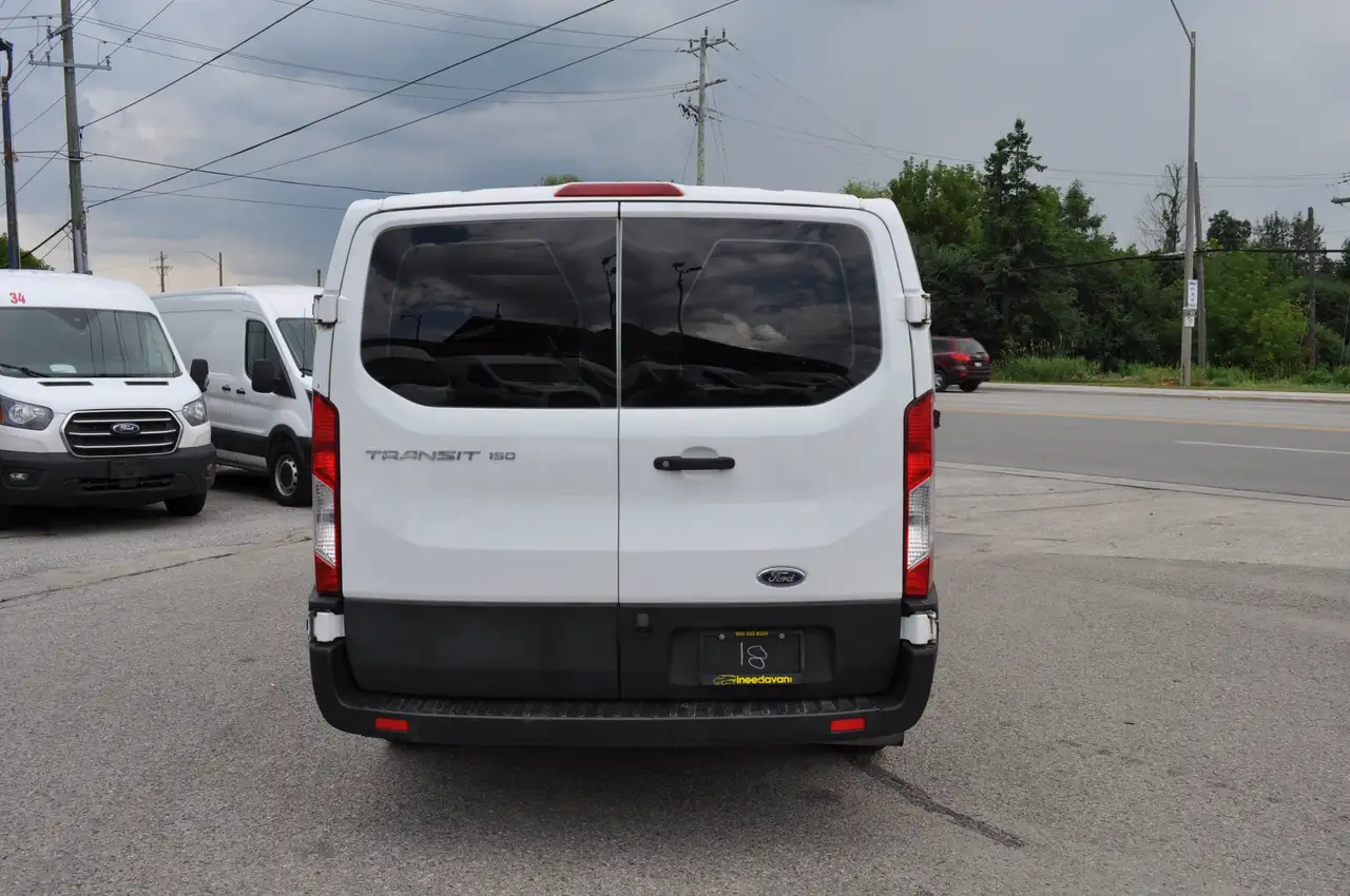Ford Transit Cargo Van снимка Ford Transit Cargo Van