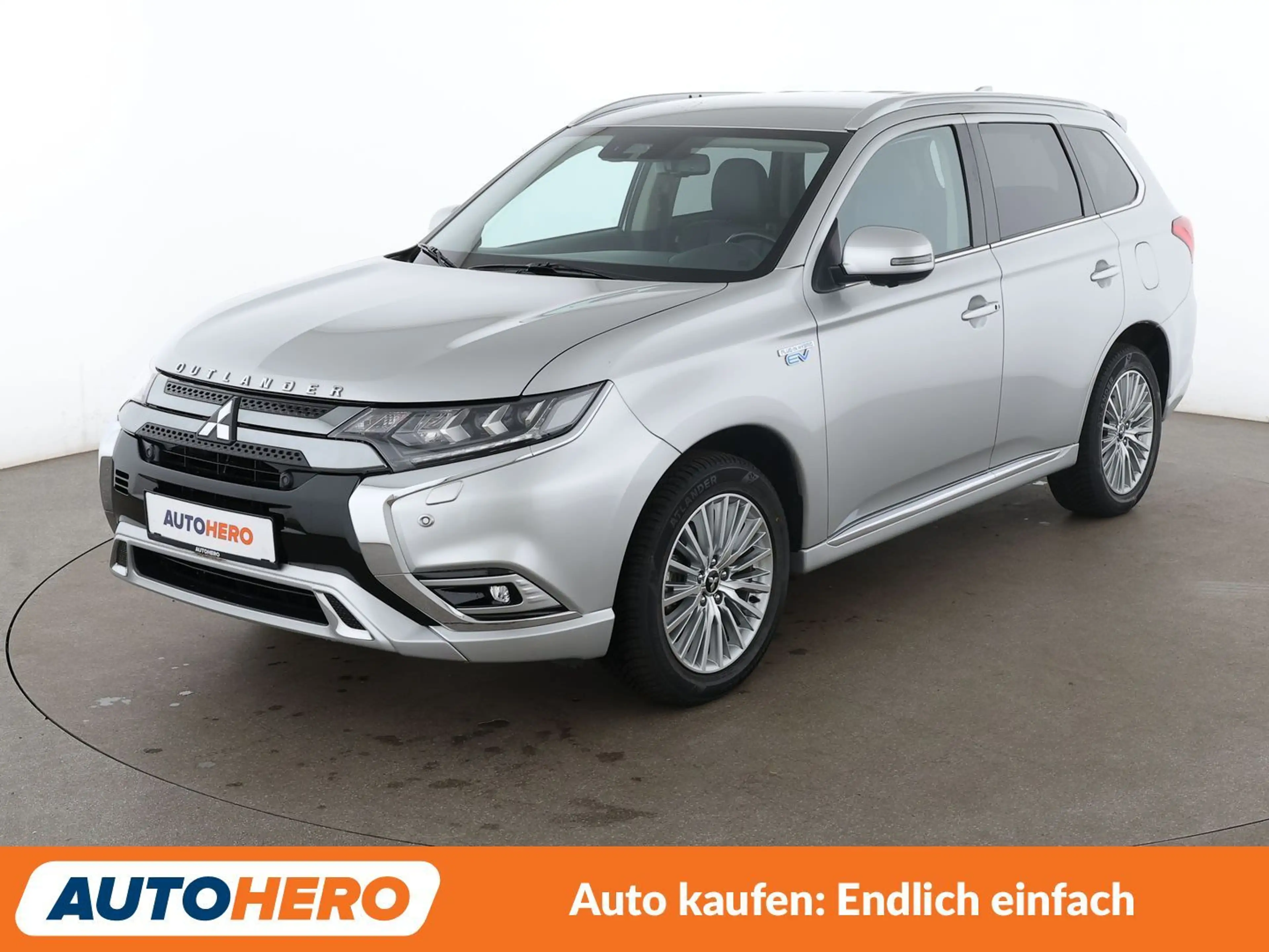 Mitsubishi Outlander 2.4 PHEV Plus 4WD Aut.*LED*ACC*CAM*PDC*SHZ*LHZ*BT*