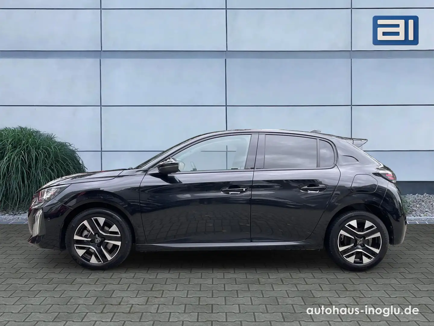 Peugeot 208 Hybrid 100 Allure eDCS6 Multimedia+360° Kam+ Schwarz - 2