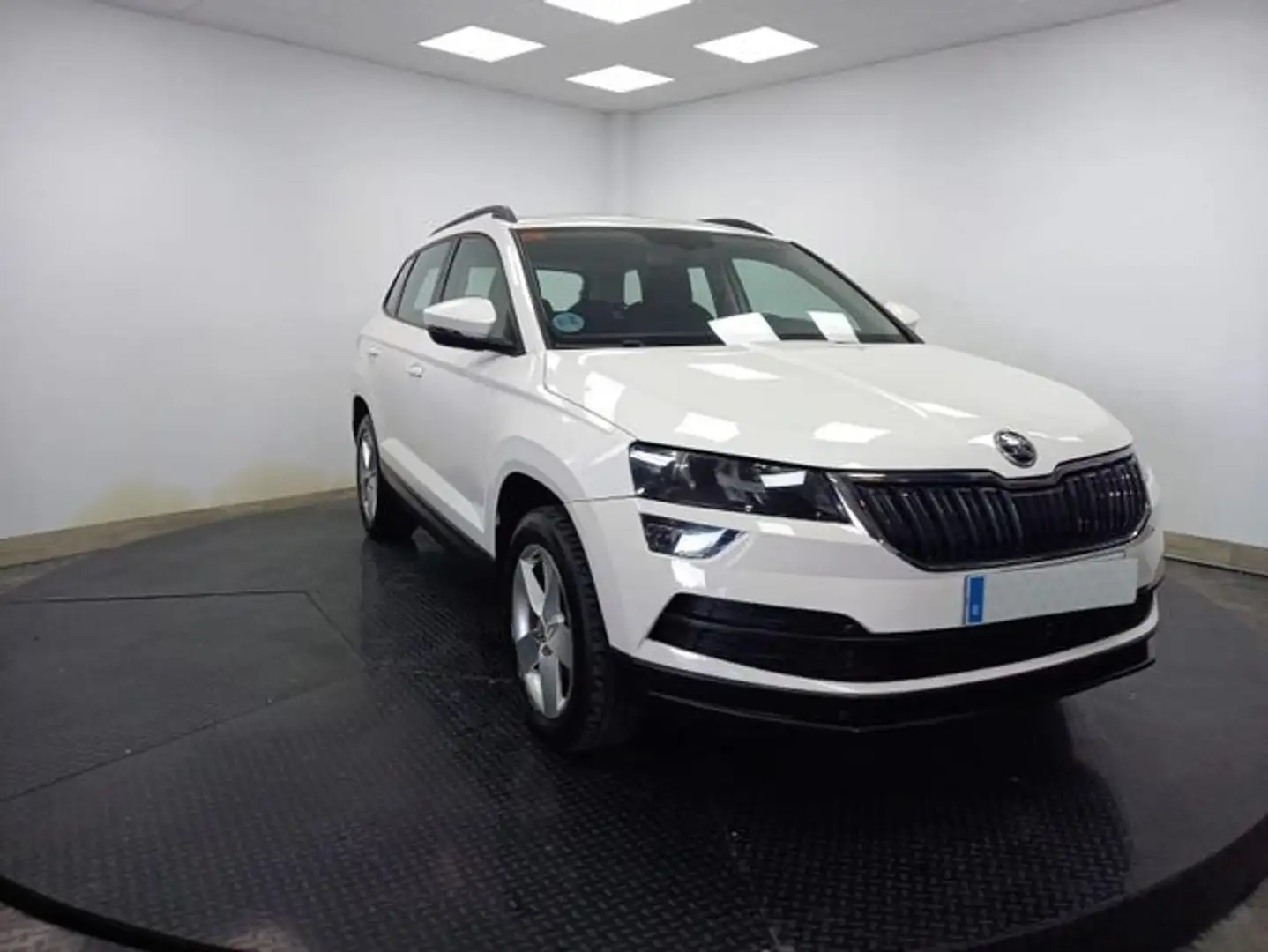 Skoda Karoq 2.0TDI Ambition 4x4 110kW Blanco - 2
