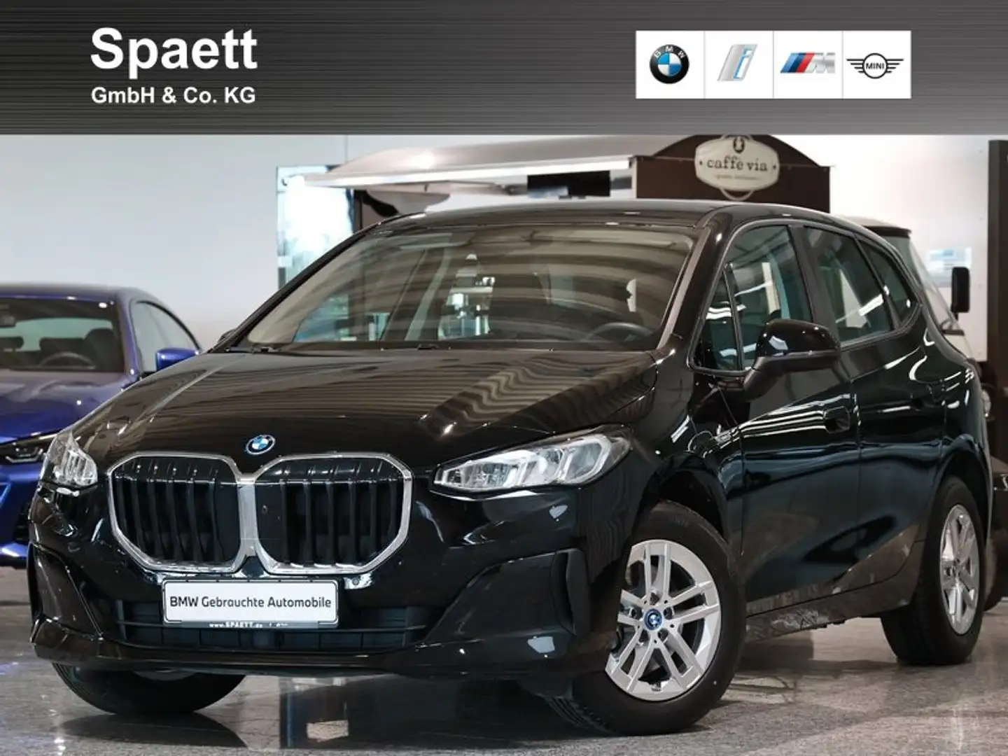 BMW 225 e xDrive Active Tourer LED RFK BT USB Navi Zwart - 1