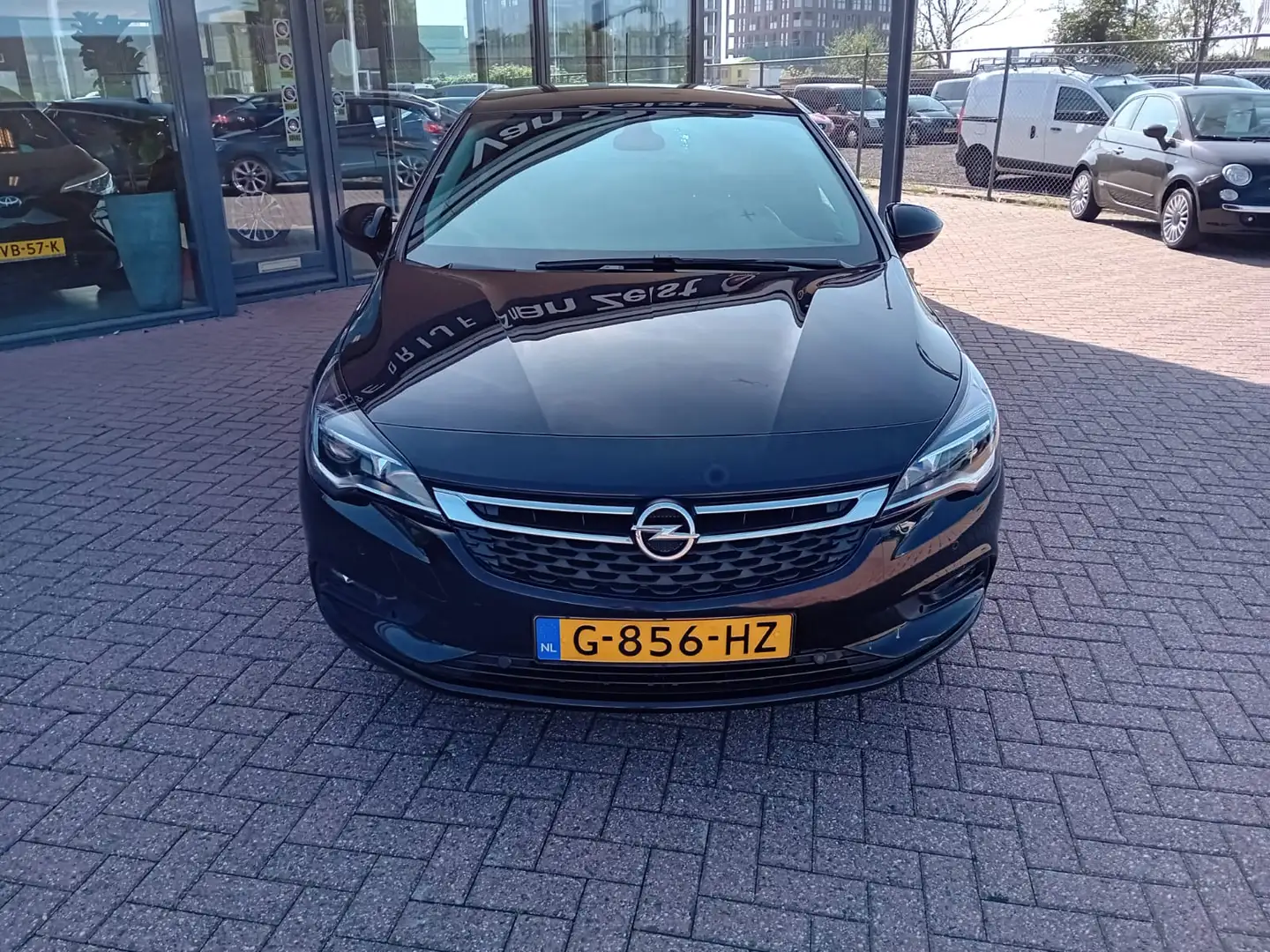 Opel Astra 1.0 Turbo 120 Jaar Edition, Airco(automatisch), Ca Zwart - 2