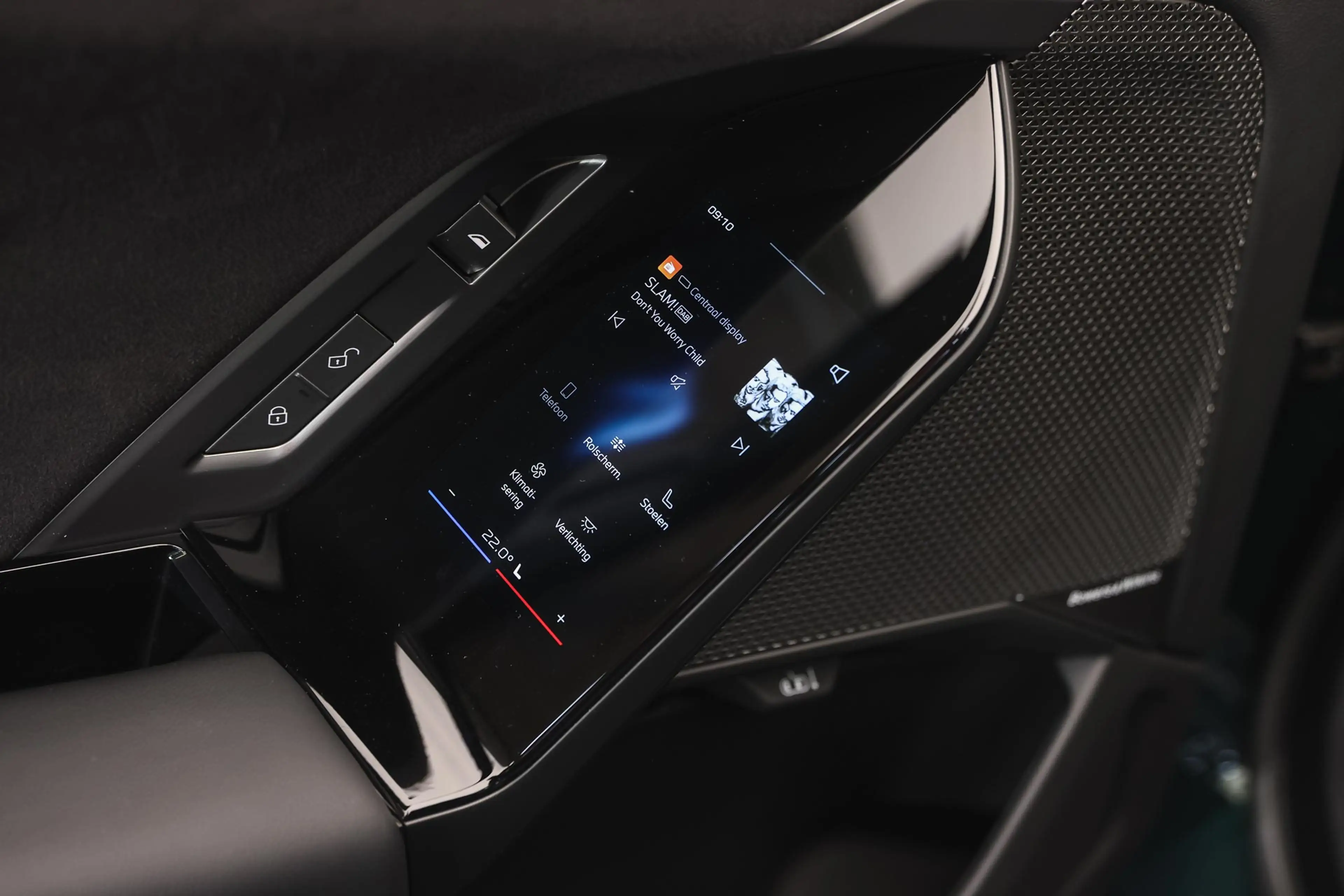 BMW i7 50 xDrive M Sport / Panoramadak Sky Lounge / Parki — photo 14