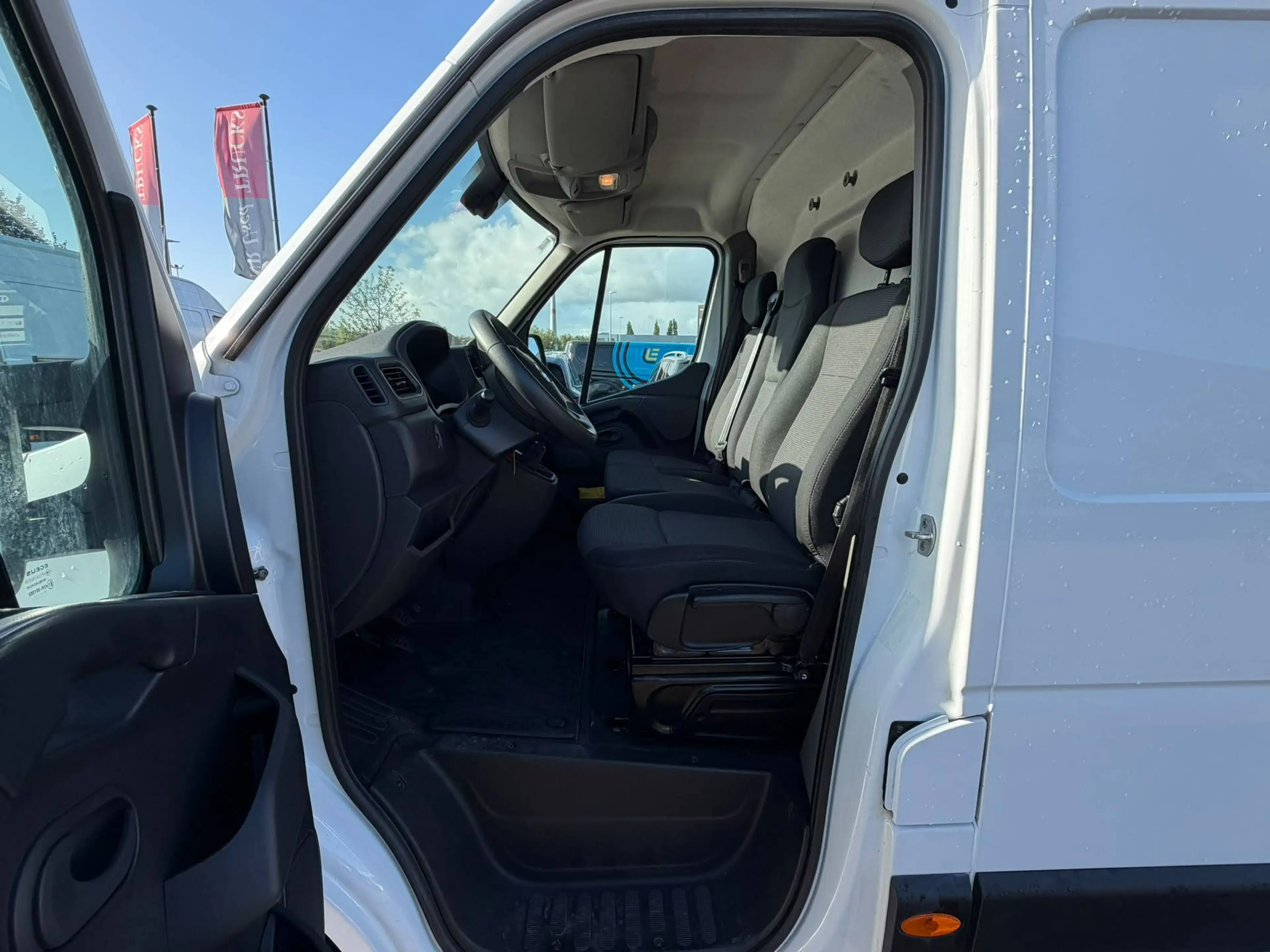 Renault Master (Stock ID 35943) — photo 10