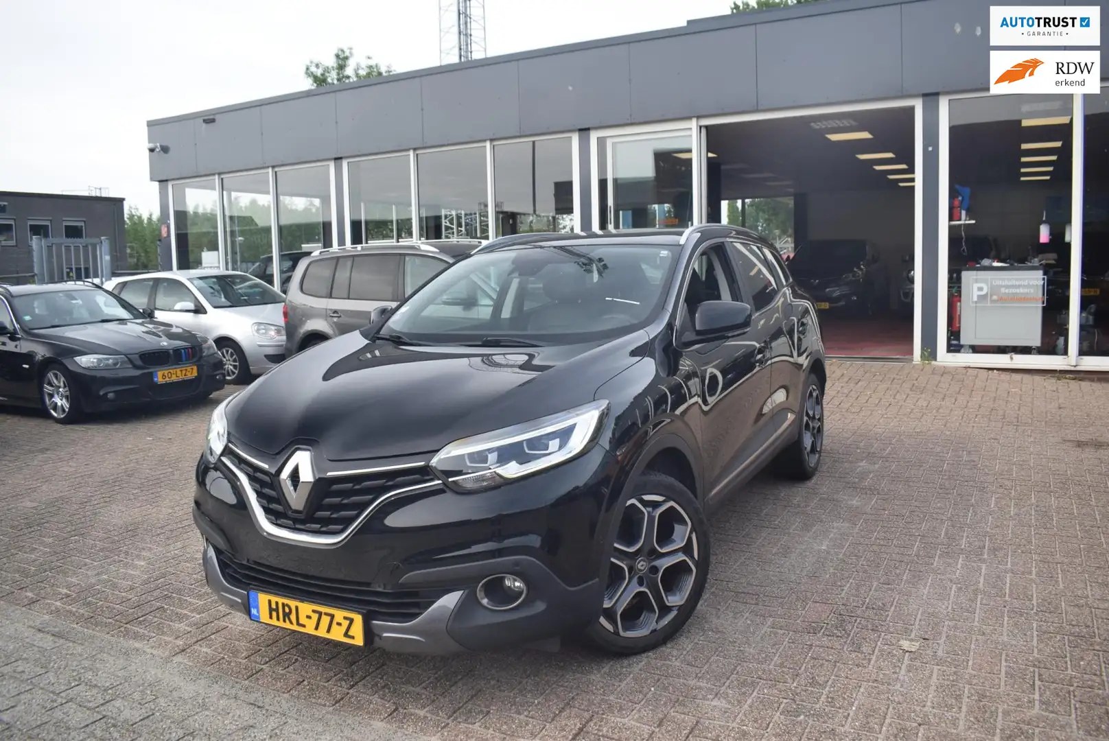 Renault Kadjar 1.2 TCe Energy Intense |PANO DAK |KEYLESS | CAMERA Zwart - 1