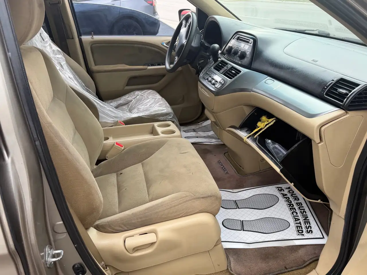 Honda Odyssey снимка Honda Odyssey