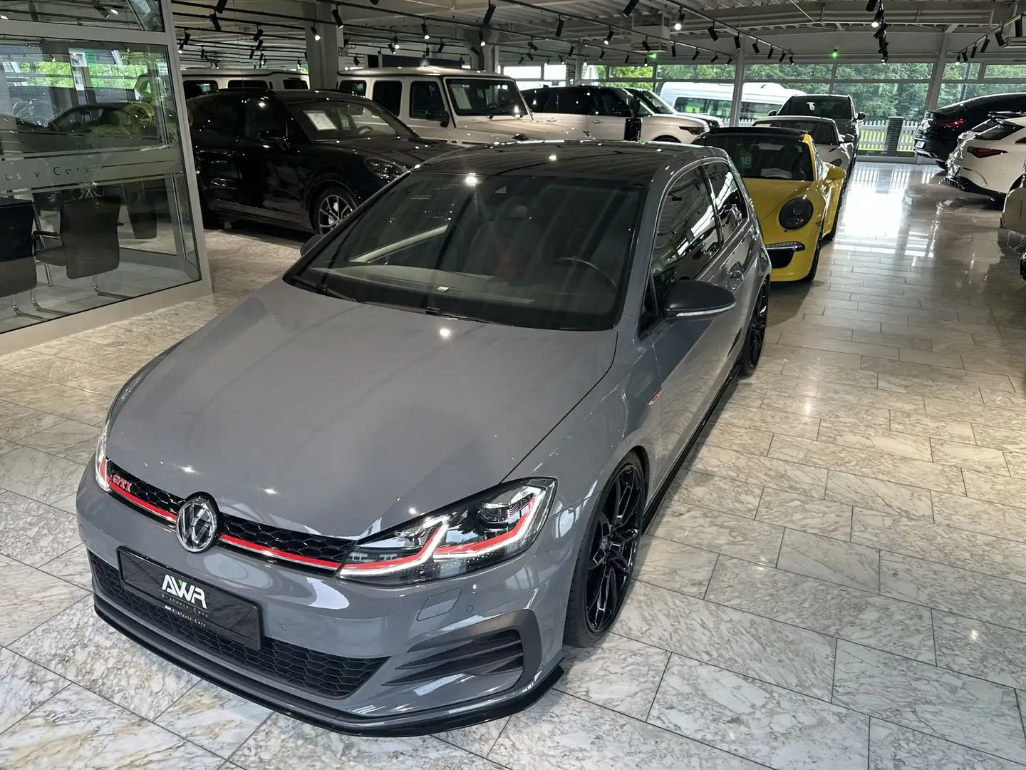 Volkswagen Golf GTI TCR DYNAUDIO*NAVI*GREY*19"*VIRTUAL*LED* Gris - 2