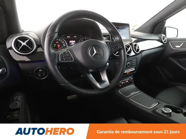 Mercedes-Benz B-Class view 11