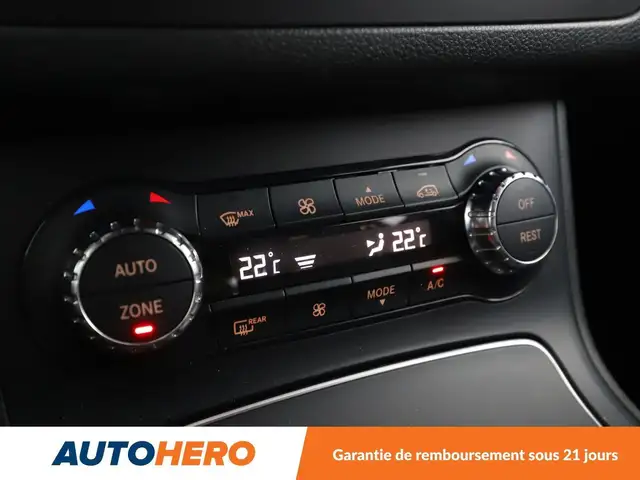 Mercedes-Benz B-Class view 28