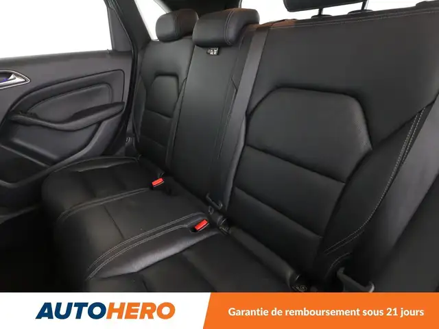 Mercedes-Benz B-Class view 14