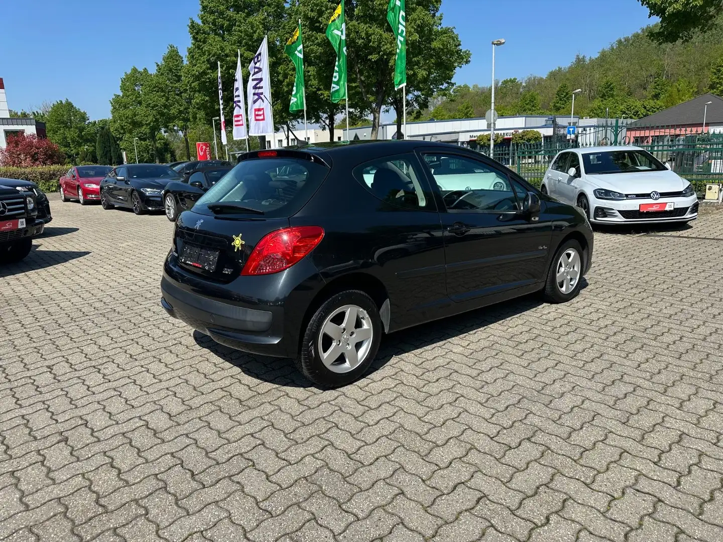 Peugeot 207 Urban Move 95 VTi Klima El.Fens ZV Alu Zwart - 2