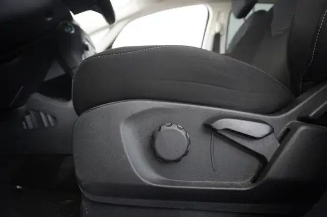 Ford S-Max view 9