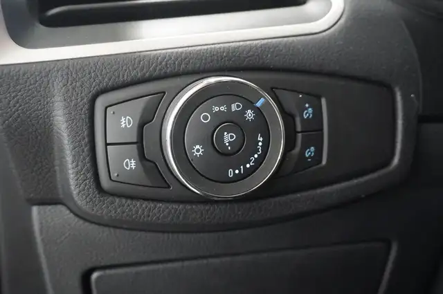 Ford S-Max view 15