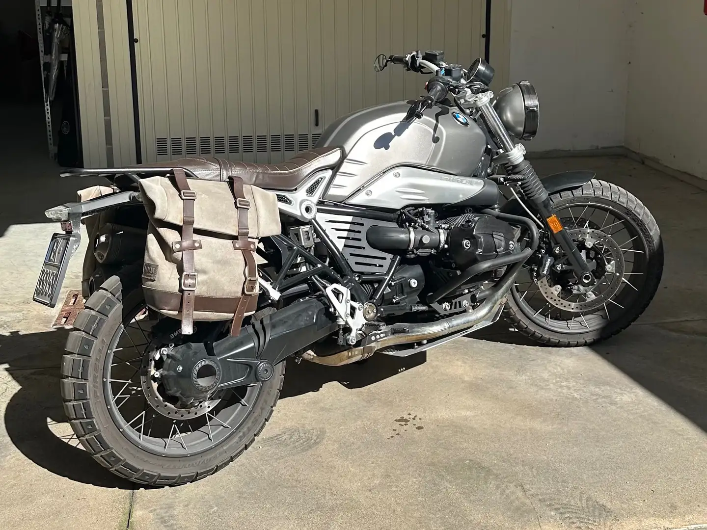 BMW R nineT Scrambler Grigio - 1