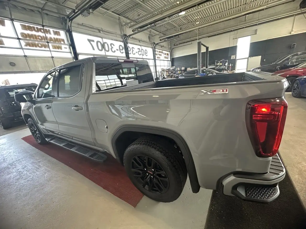GMC Sierra 1500 снимка GMC Sierra 1500
