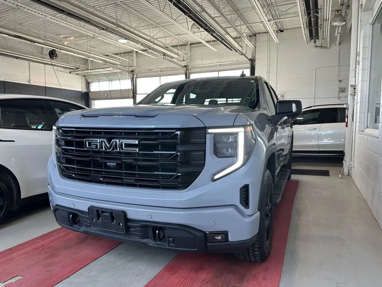 GMC Sierra 1500 снимка GMC Sierra 1500