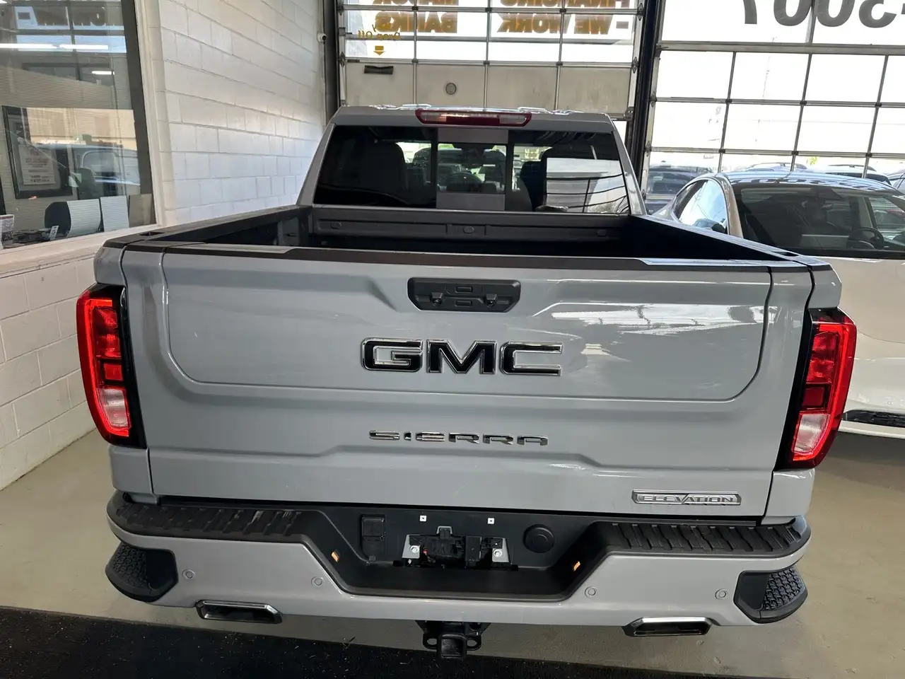 GMC Sierra 1500 снимка GMC Sierra 1500