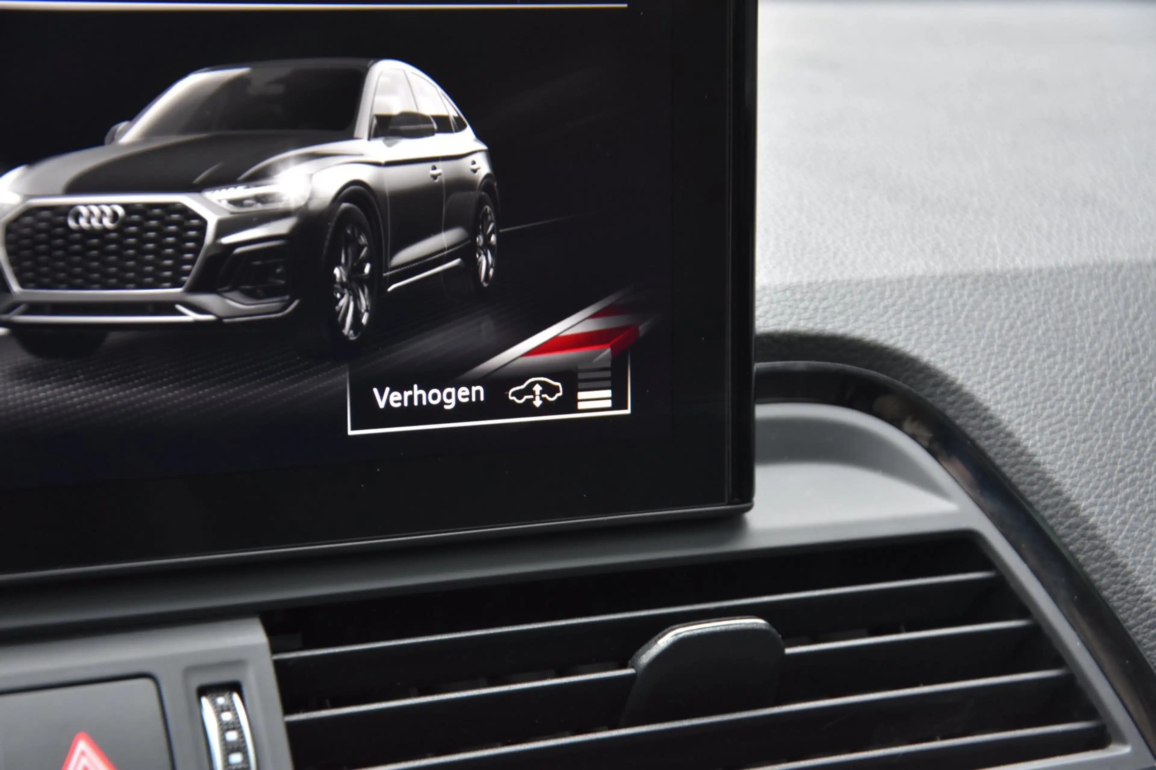 Audi Q5 Sportback 50 TFSI e S edition SQ5 Style PANO|LUCHT — photo 43