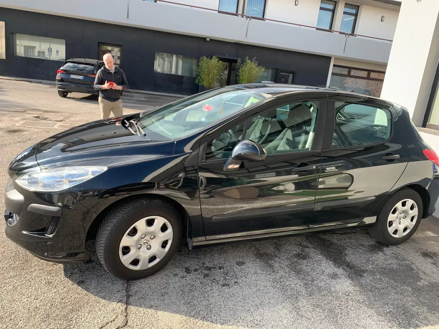 Peugeot 308 308+I+2007+5p+1.4+16v+Comfort Nero - 2