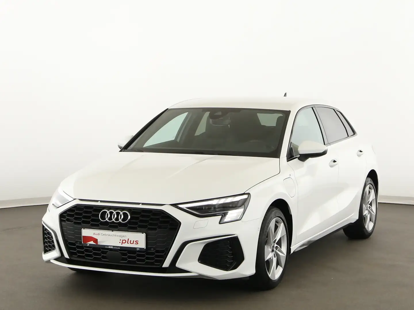 Audi A3 Sportback 40 TFSI e S line Biały - 2