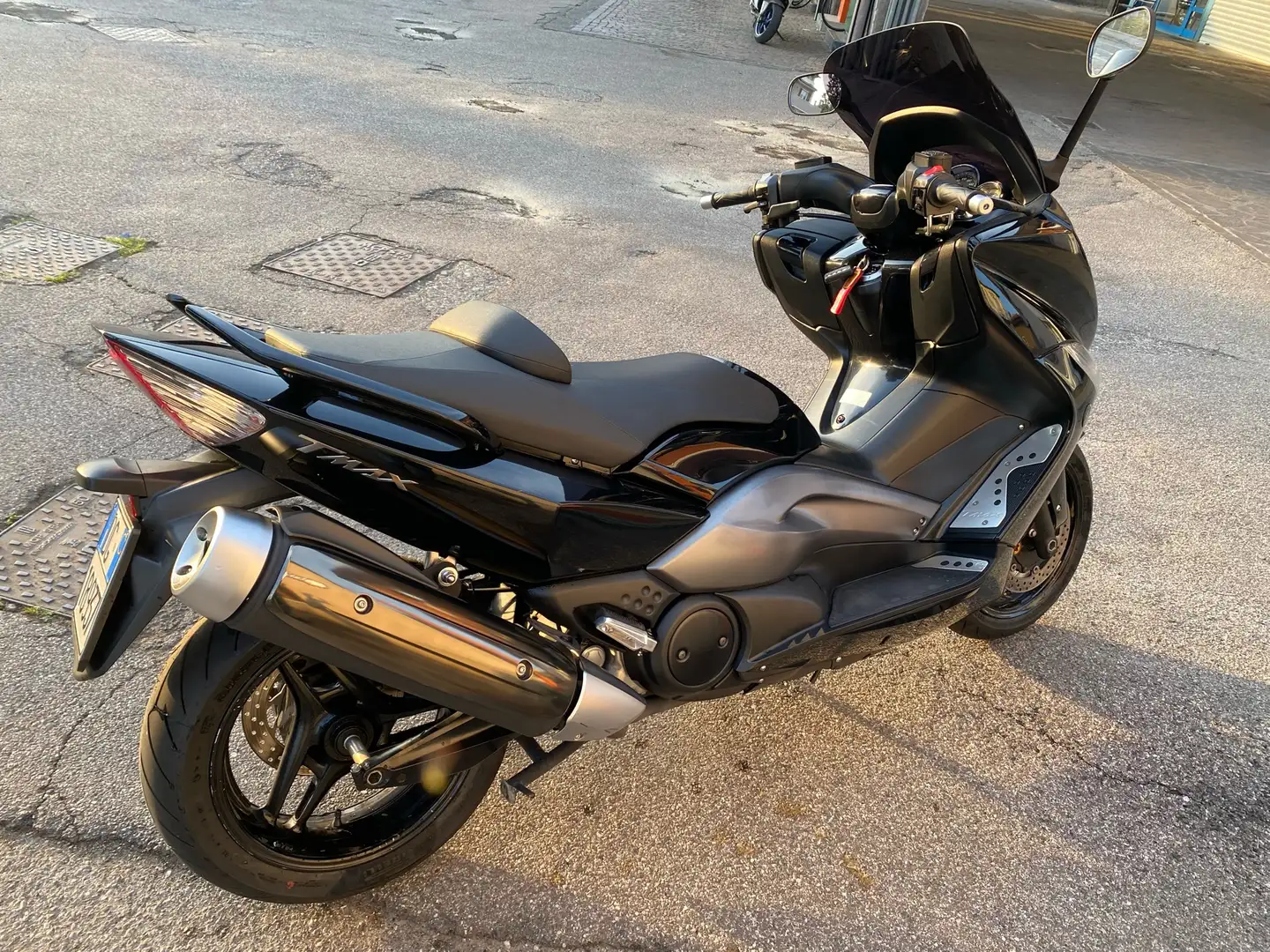 Yamaha TMAX 500 Чорний - 2