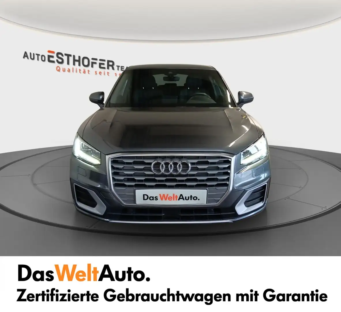 Audi Q2 1.6 TDI Sport Grau - 2