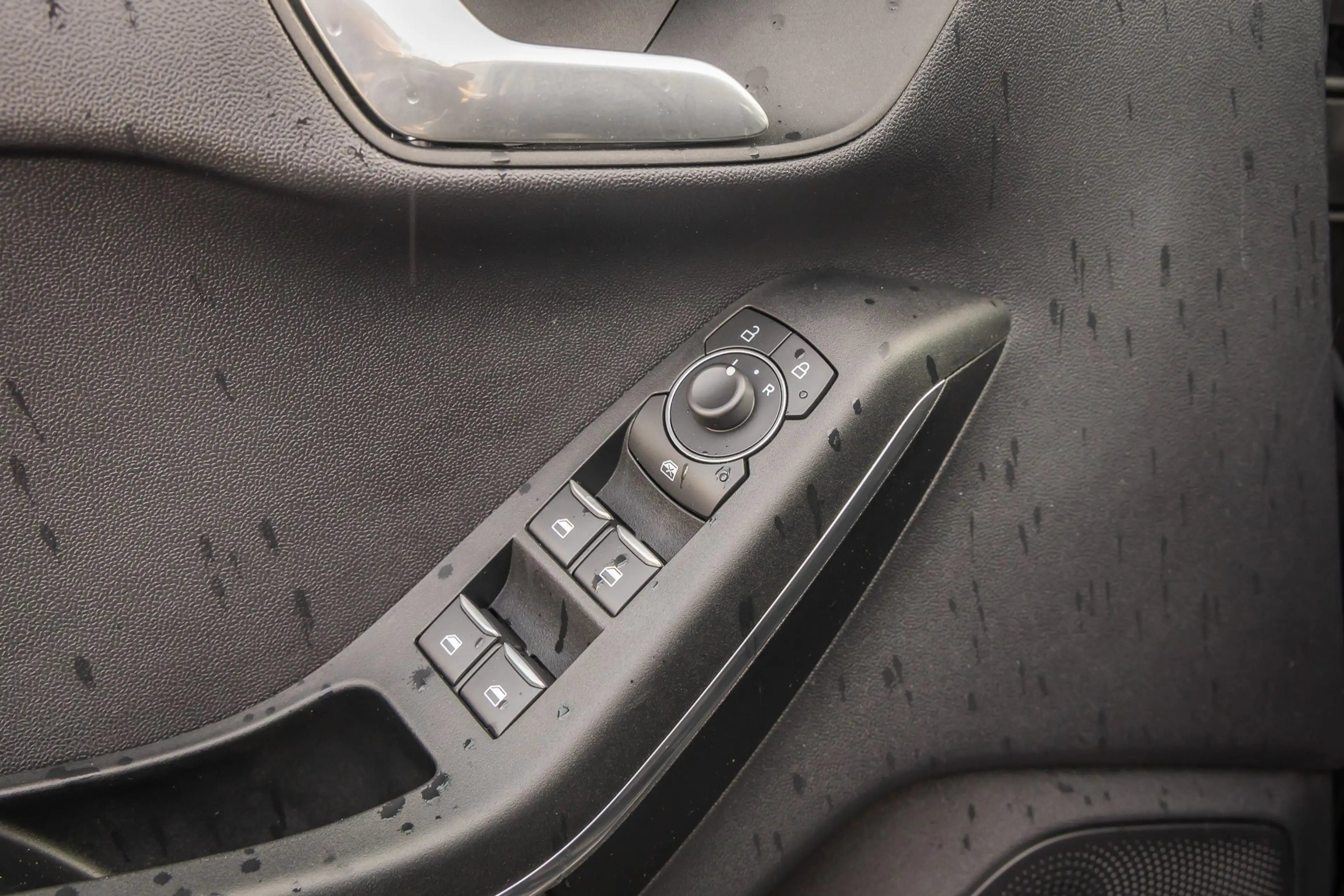 Ford Fiesta 1.0 EcoBoost Titanium | Apple Carplay/Android Auto — photo 11