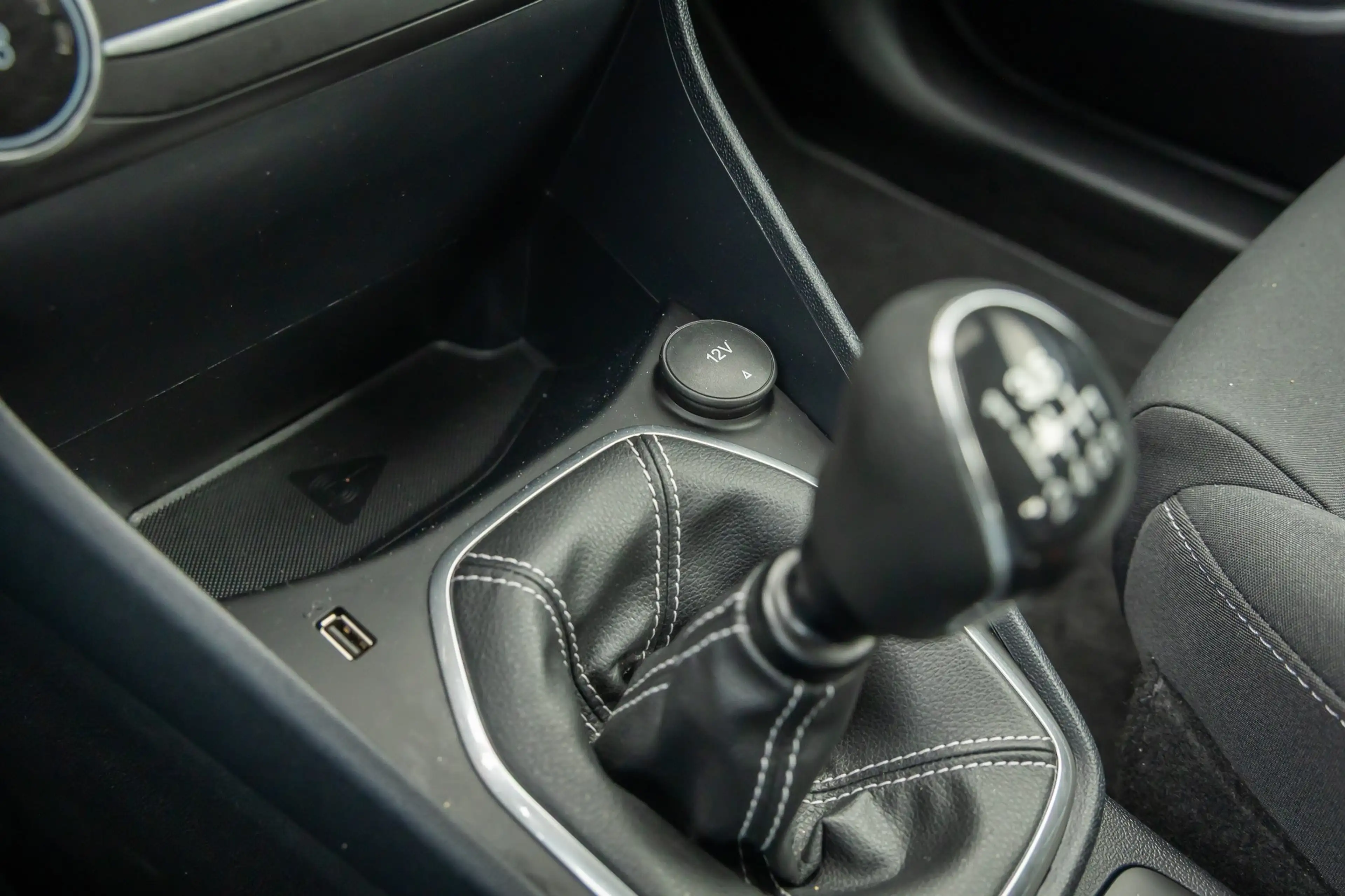Ford Fiesta 1.0 EcoBoost Titanium | Apple Carplay/Android Auto — photo 23