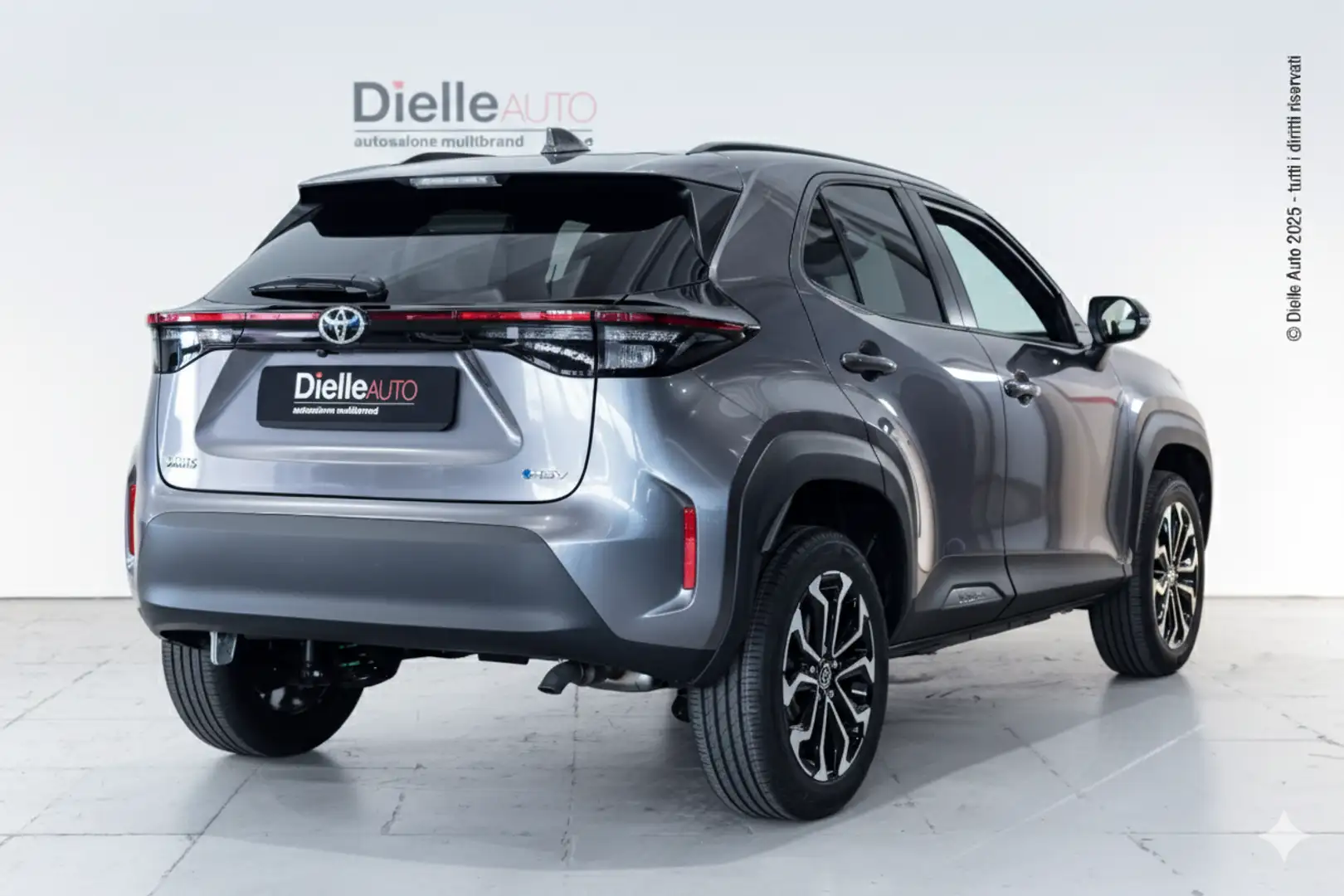 Toyota Yaris Cross Yaris Cross 1.5 Hybrid 130 CV 5p. E-CVT Trend Nero - 2