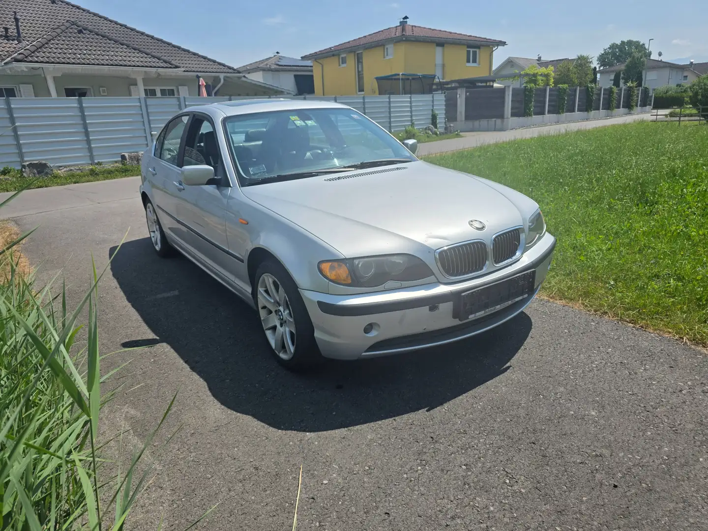 BMW 330 330xd. kein Pickel Silber - 2