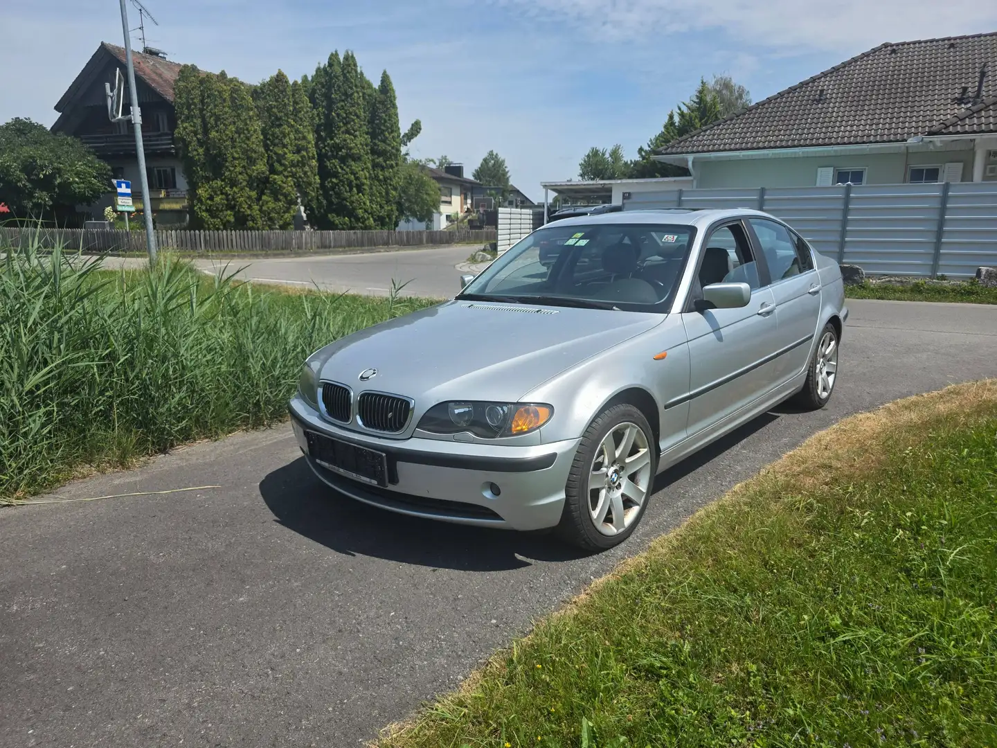 BMW 330 330xd. kein Pickel Silber - 1