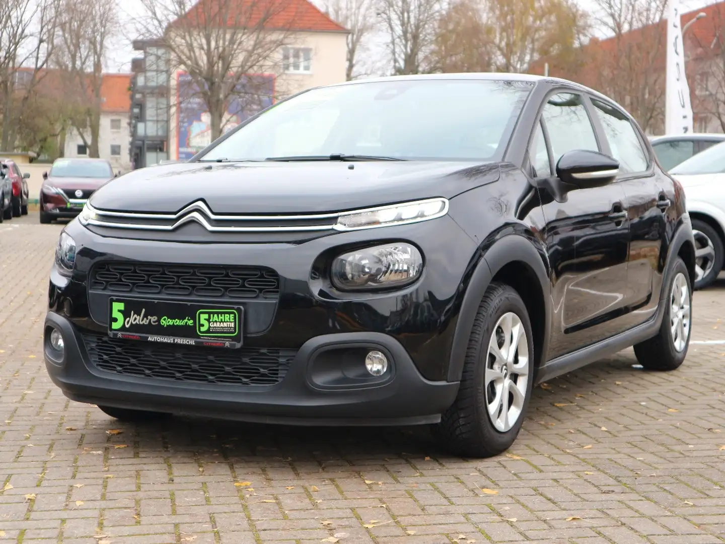 Citroen C3 1.2 PureTech 82/83 Feel Navi Sitzheizung Schwarz - 2
