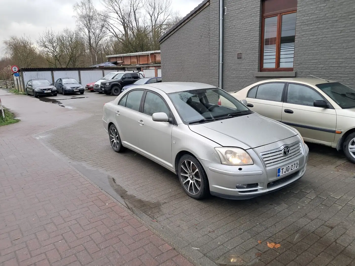 Toyota Avensis 2.0i VVT-i 16v D4 Linea Sol Or - 2