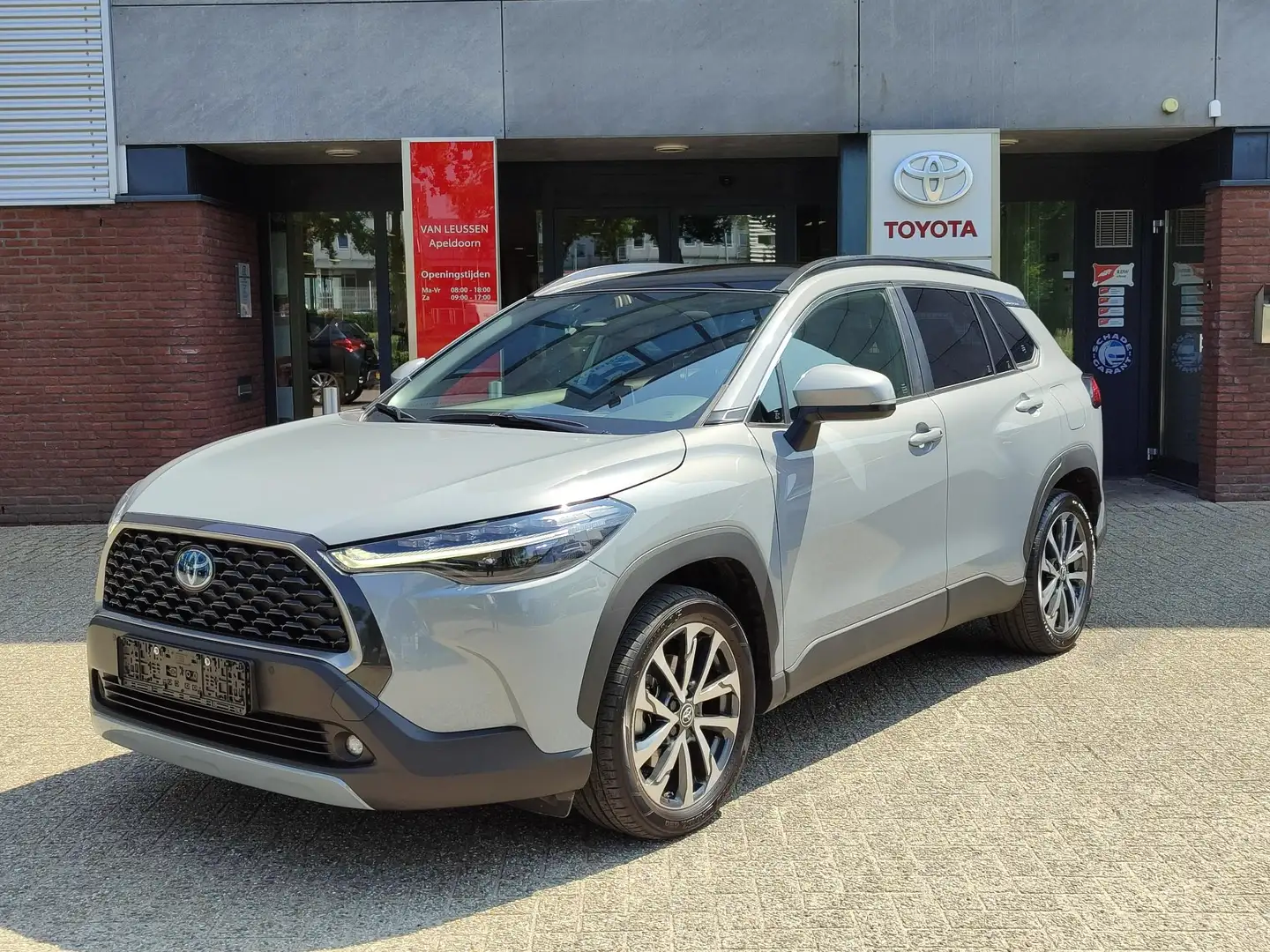 Toyota Corolla Cross 2.0 Hybrid EXECUTIVE PANODAK STOEL/STUURVERW KEYLE Сірий - 1
