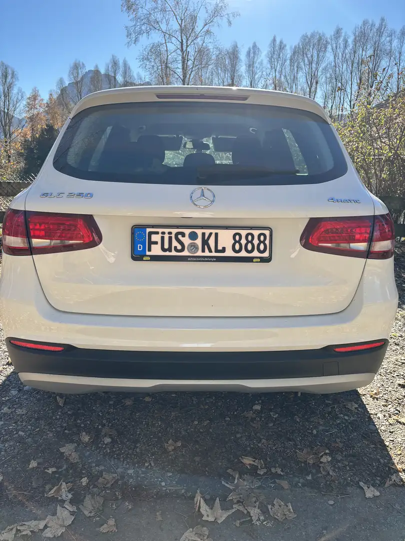 Mercedes-Benz GLC 250 4Matic 9G-TRONIC - 1