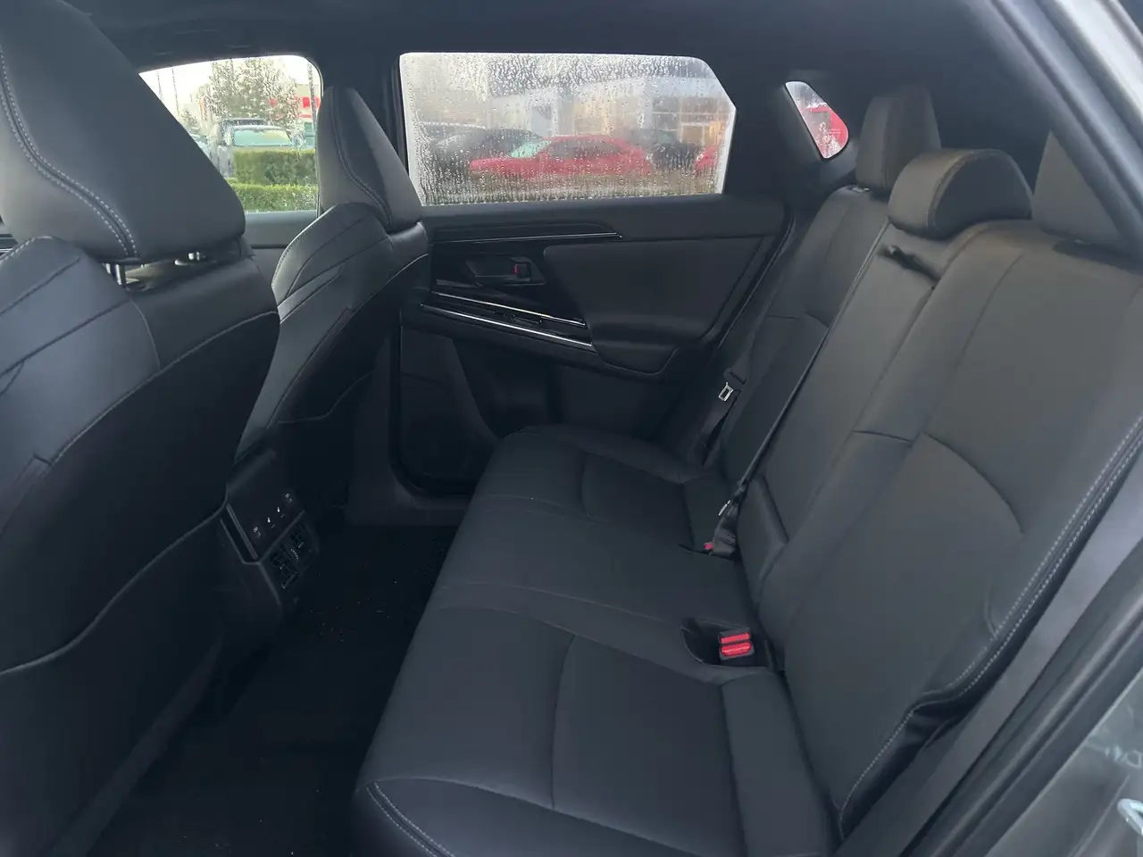 Toyota bZ4X снимка Toyota bZ4X