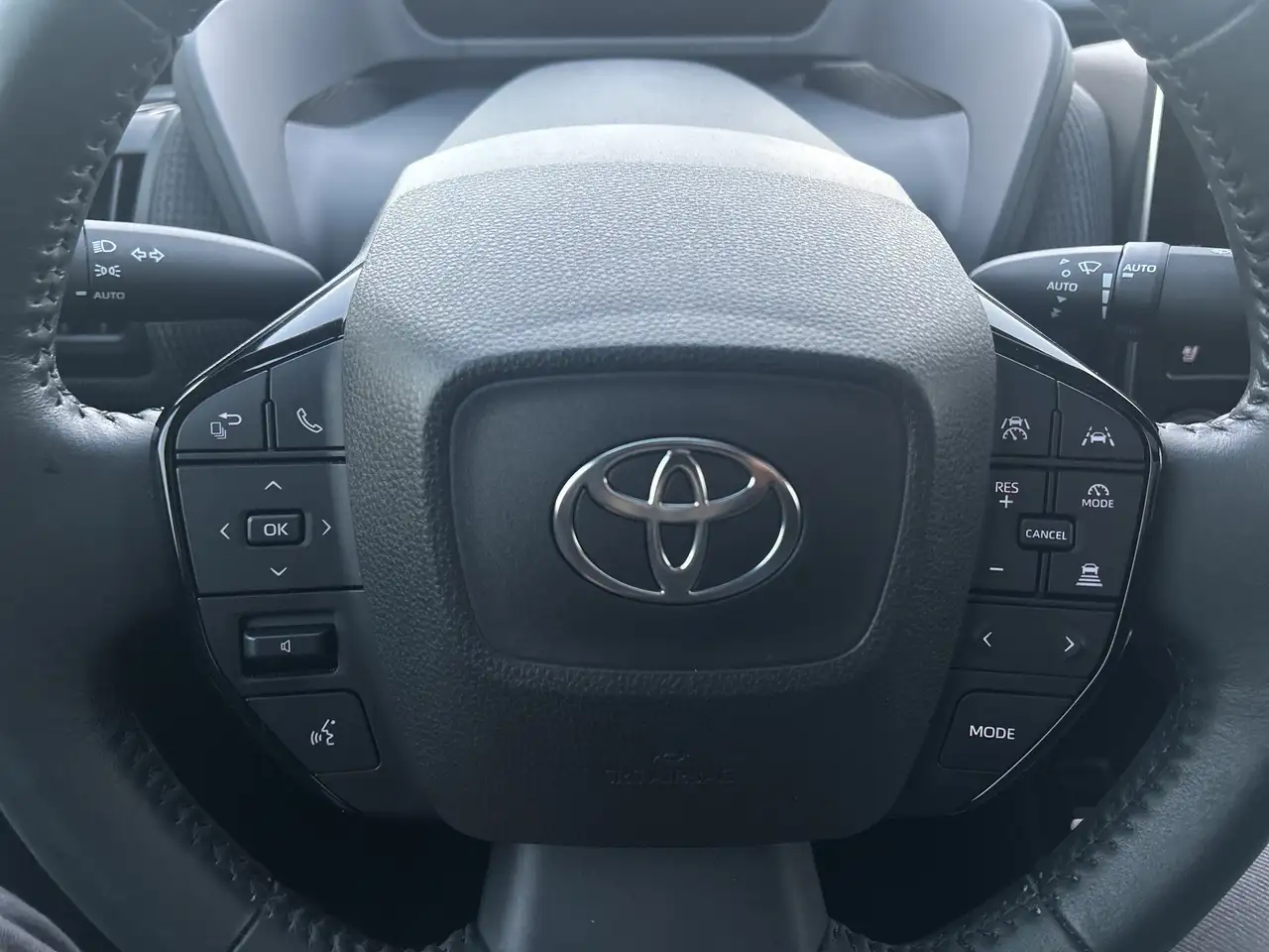 Toyota bZ4X снимка Toyota bZ4X