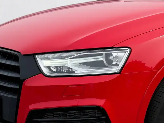 Audi Q3 view 2