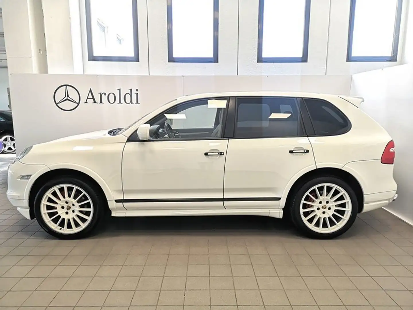Porsche Cayenne 4.8 GTS TETTO PANORAMA+CERCHI 21 BIANCHI+BOOK SERV Bianco - 2