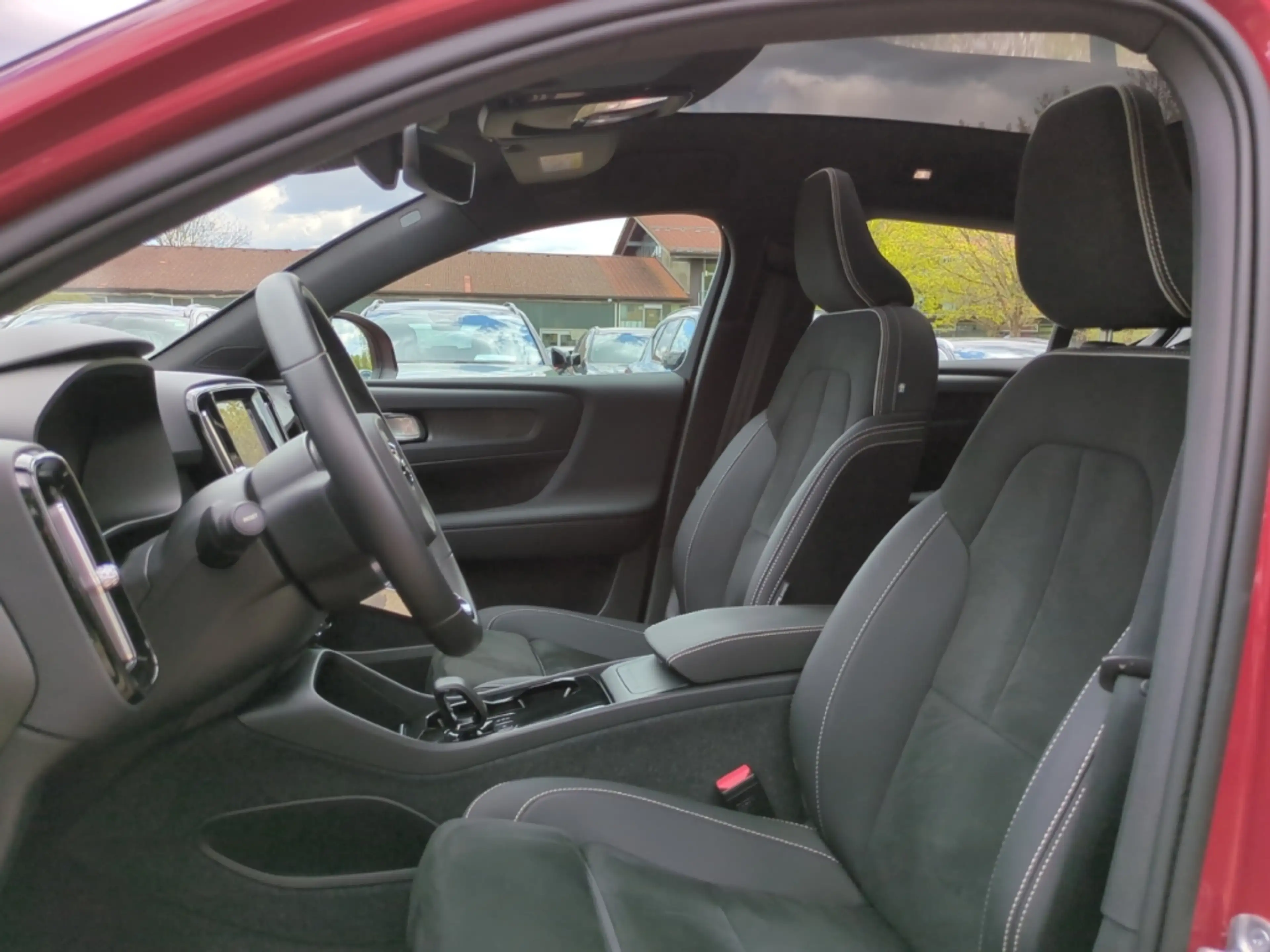 Volvo C40 Ultimate Recharge Pure Electric AWD StandHZG AHK P — photo 10
