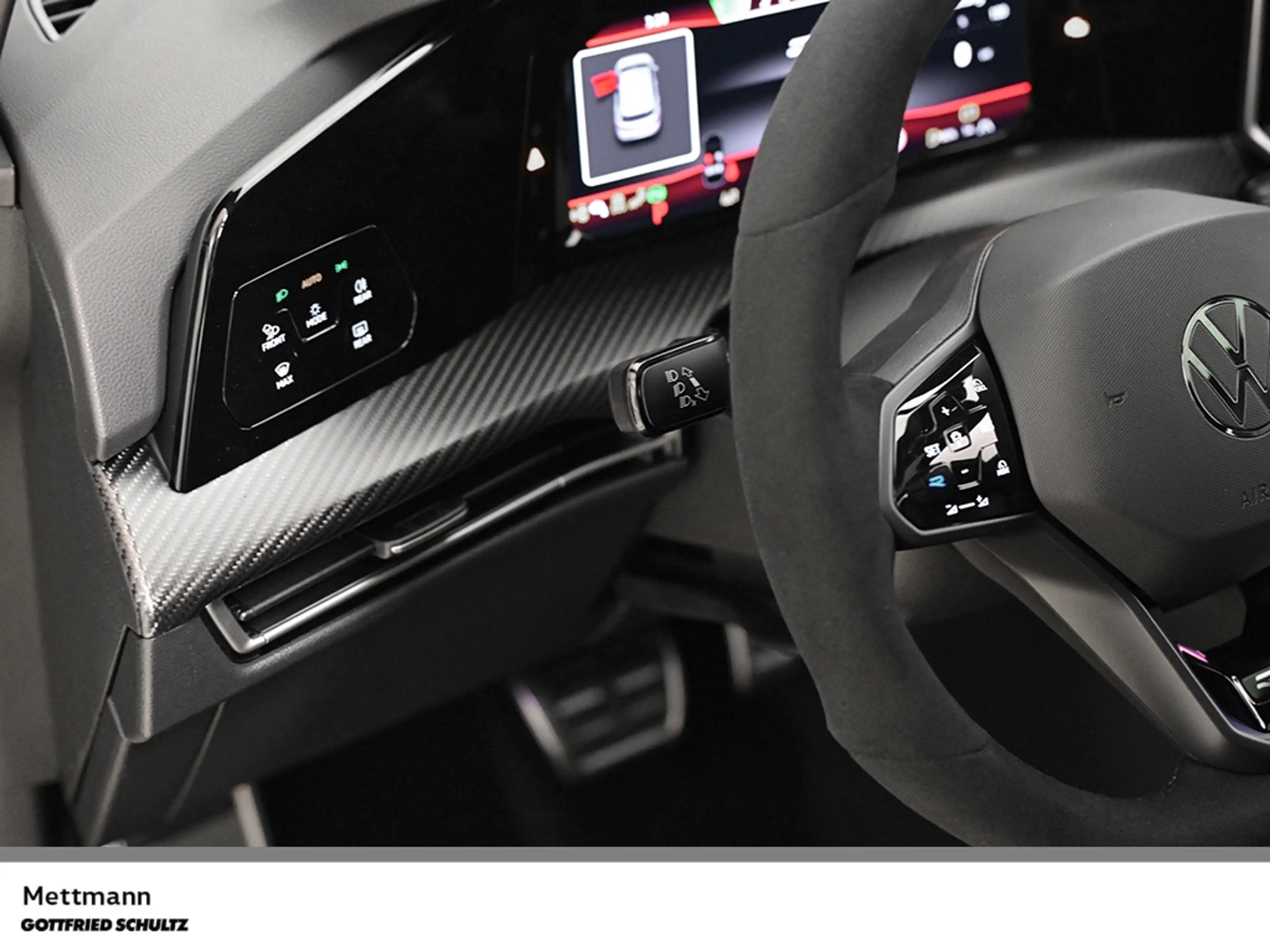 Volkswagen Golf R 2.0 TSI DSG IQ BLACK AKRAPO H&K PANO AREA HUD — photo 9