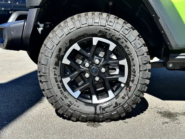 Jeep Wrangler view 3