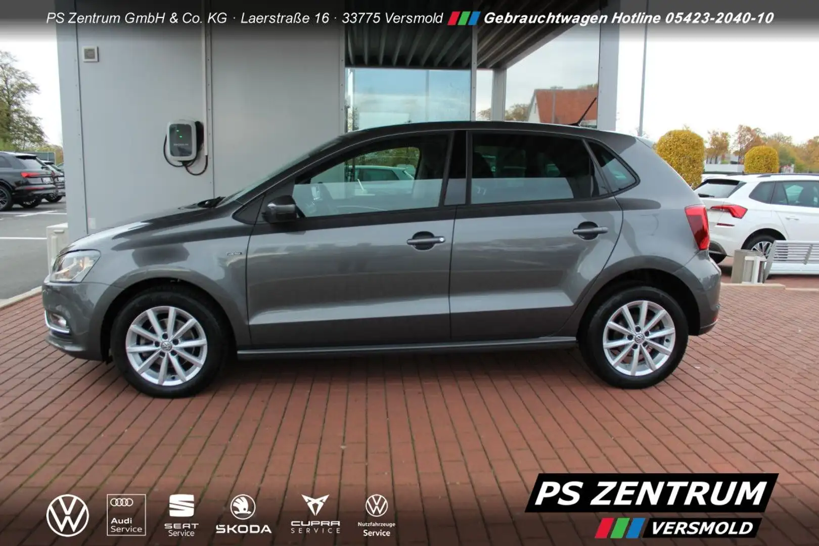 Volkswagen Polo 1.2 TSI Lounge DSG NAVI Tempomat Klima Gris - 2