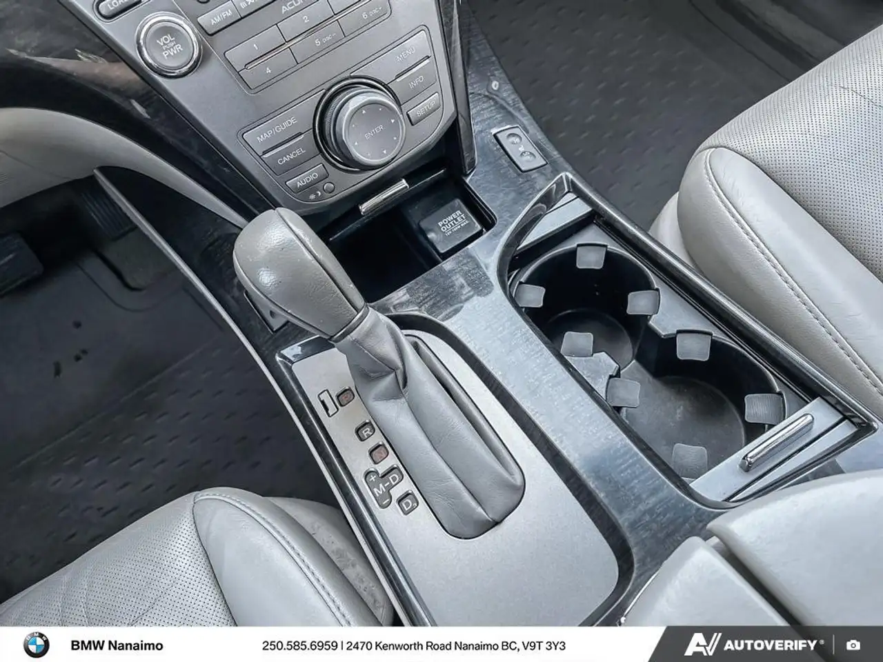 Acura MDX снимка Acura MDX