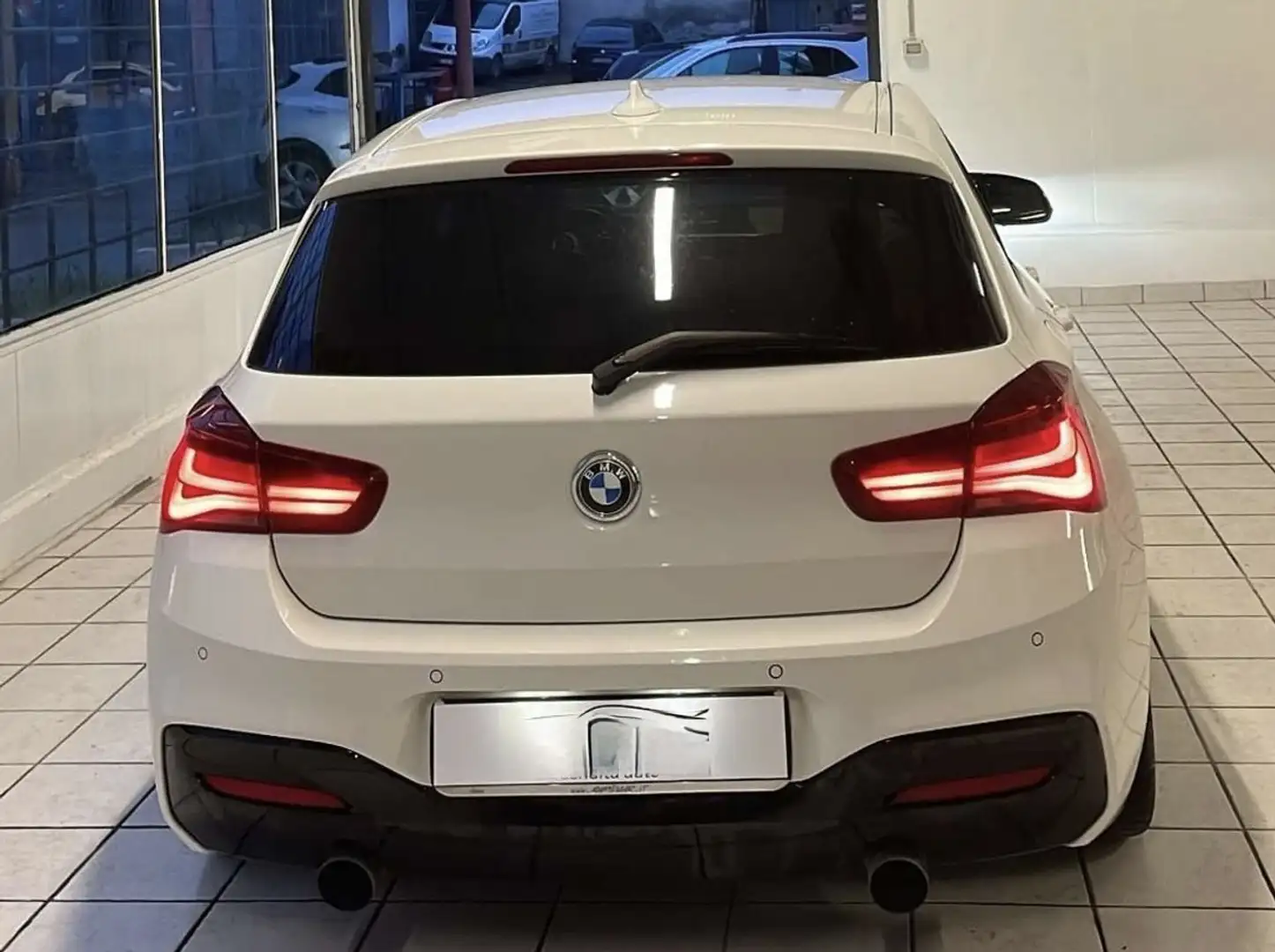 BMW 125 125i Msport 224cv 5p auto Alb - 2